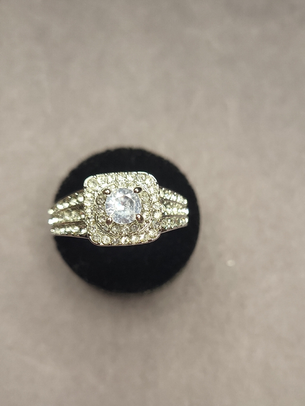 Silver Diamond Halo Ring with Intricate Band
